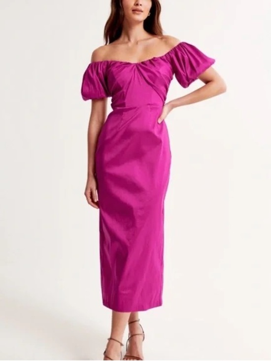 Abercrombie & Fitch Dresses & Skirts - Abercrombie & Fitch Off-Shoulder Midi Dress in Fuchsia